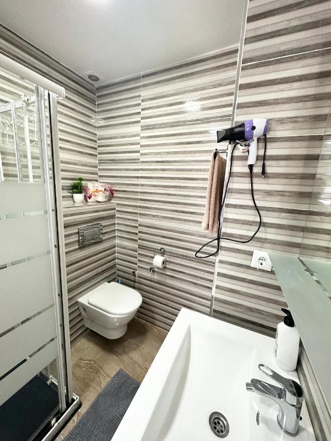 Suite Del Ayuntamiento อาลิกันเต ภายนอก รูปภาพ