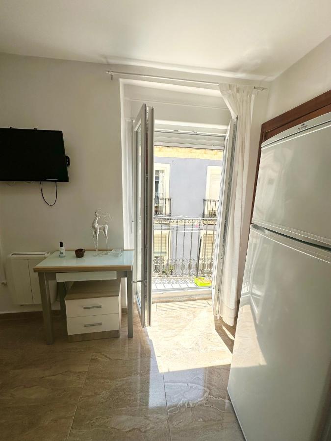 Suite Del Ayuntamiento อาลิกันเต ภายนอก รูปภาพ